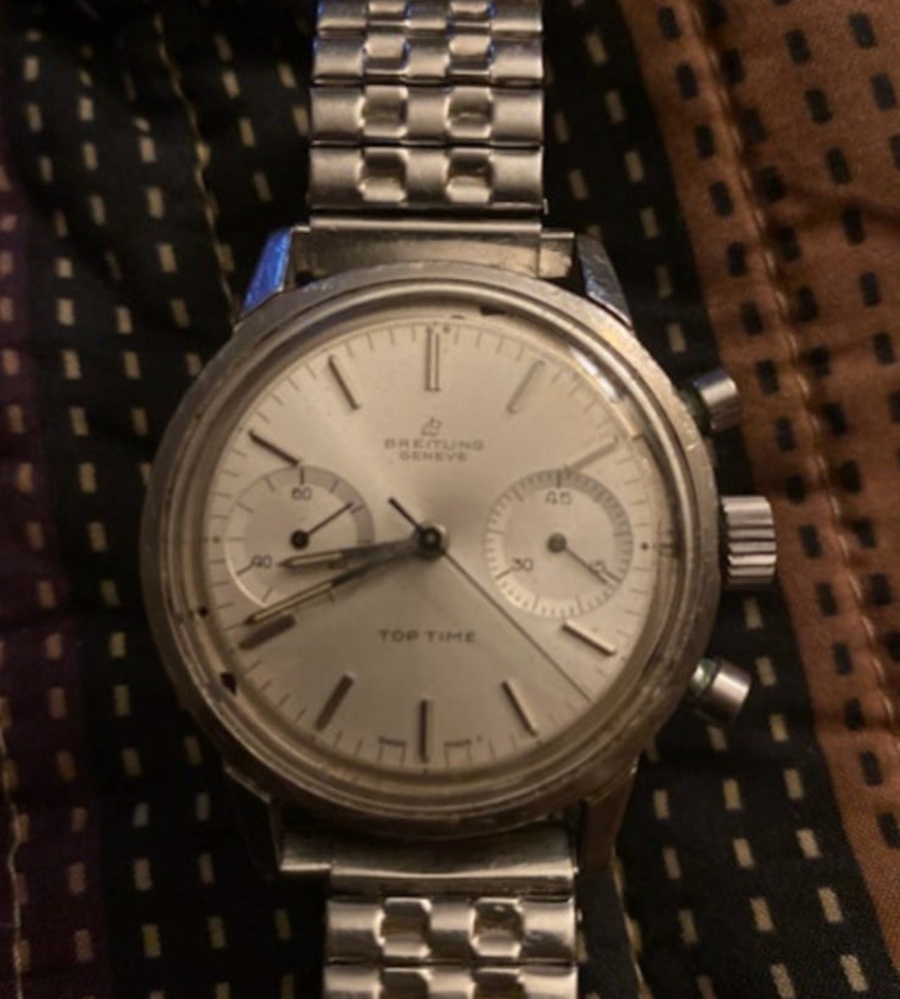 #1374 Vintage Breitling Top Time Ref. 2002 Chronograph – Swiss Manual Wind – Silver Dial – 1960s