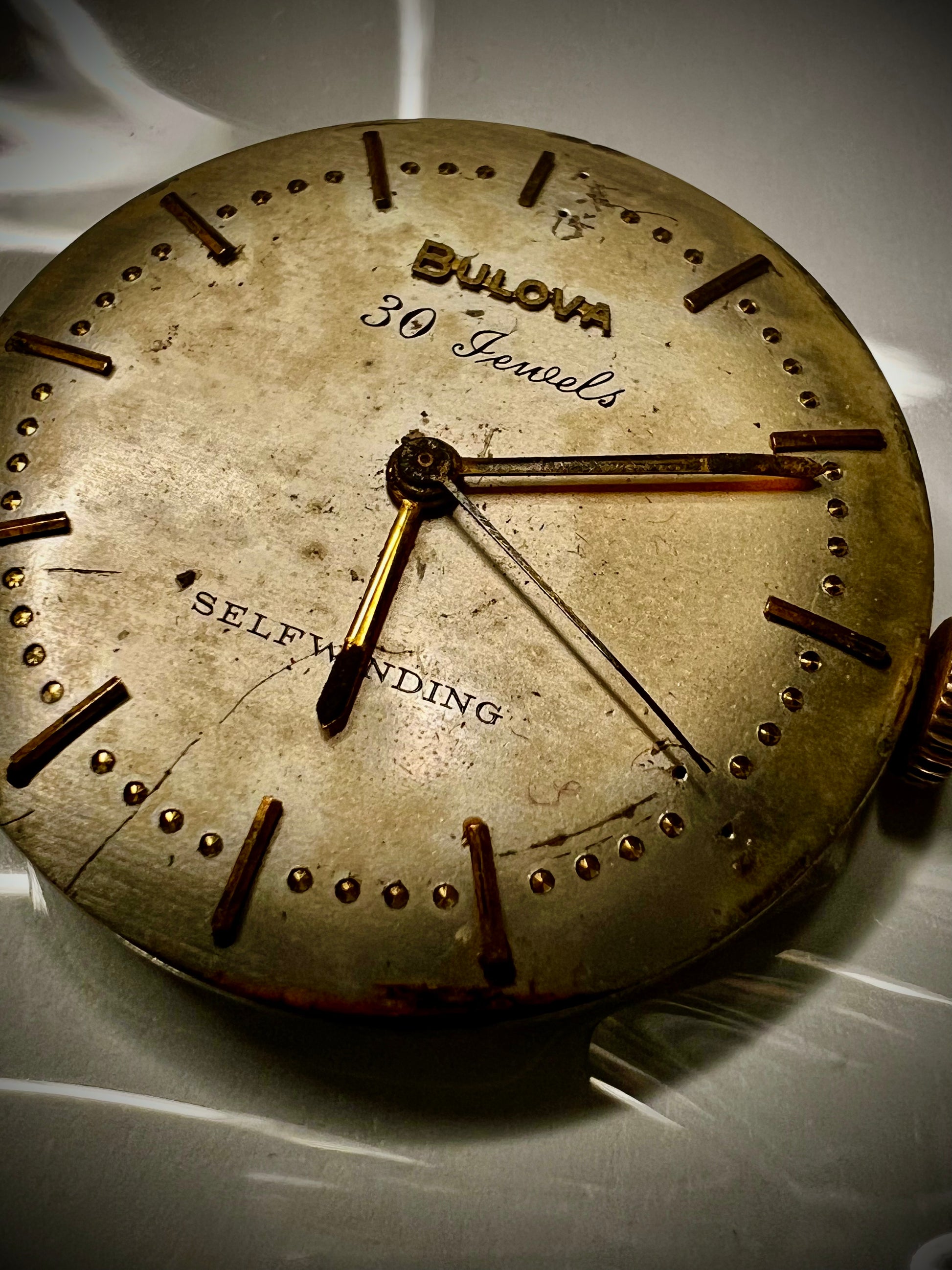 #365M Vintage BULOVA cal 10 BZAC selfwinding wrist watch movemnet for Parts or not working