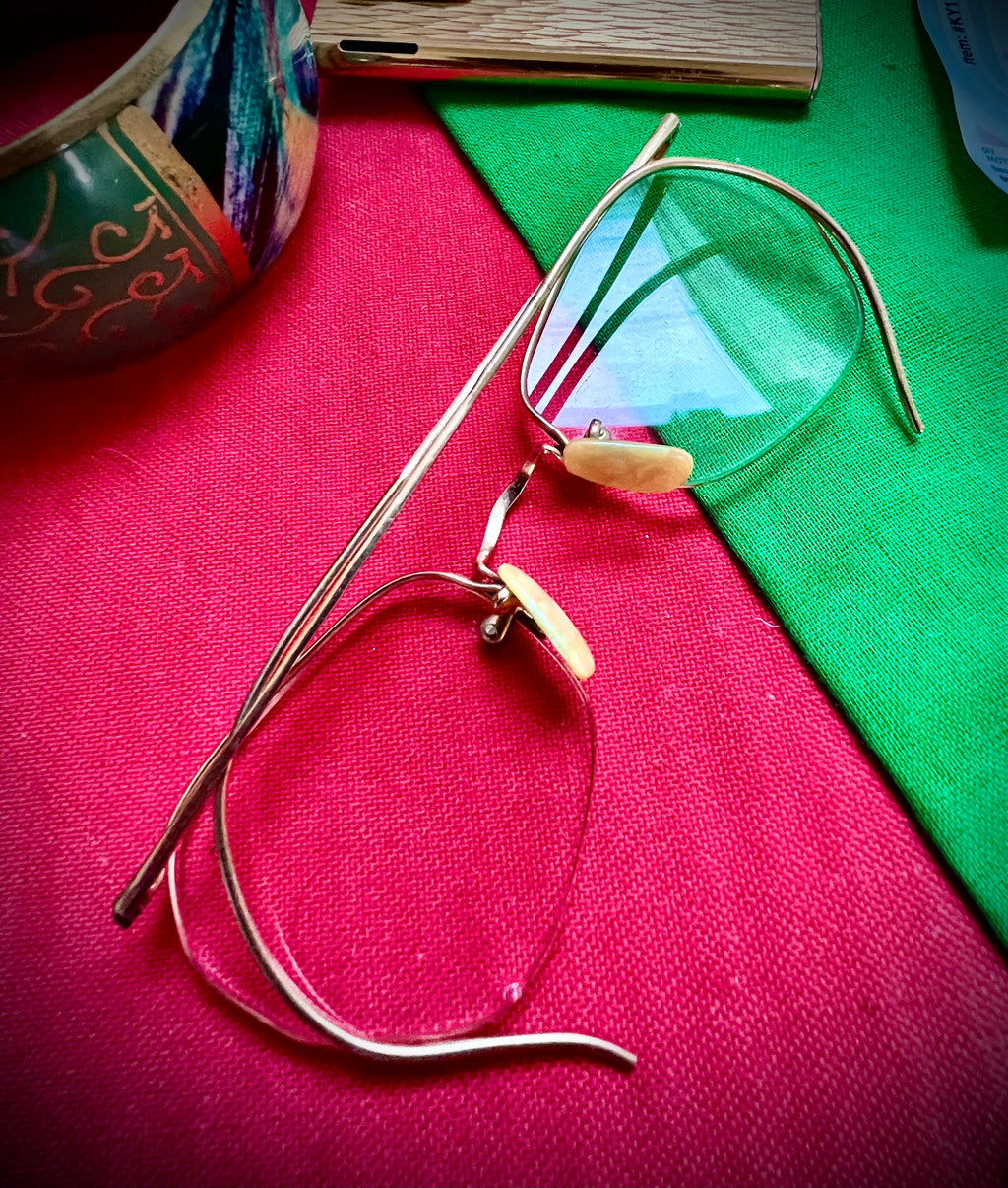 #385-A ANTIQUE 1/10-12K GF PRESCRIPTION EYE GLASSES GOLD FILLED WITH ORIGINAL CASE young adult unisex