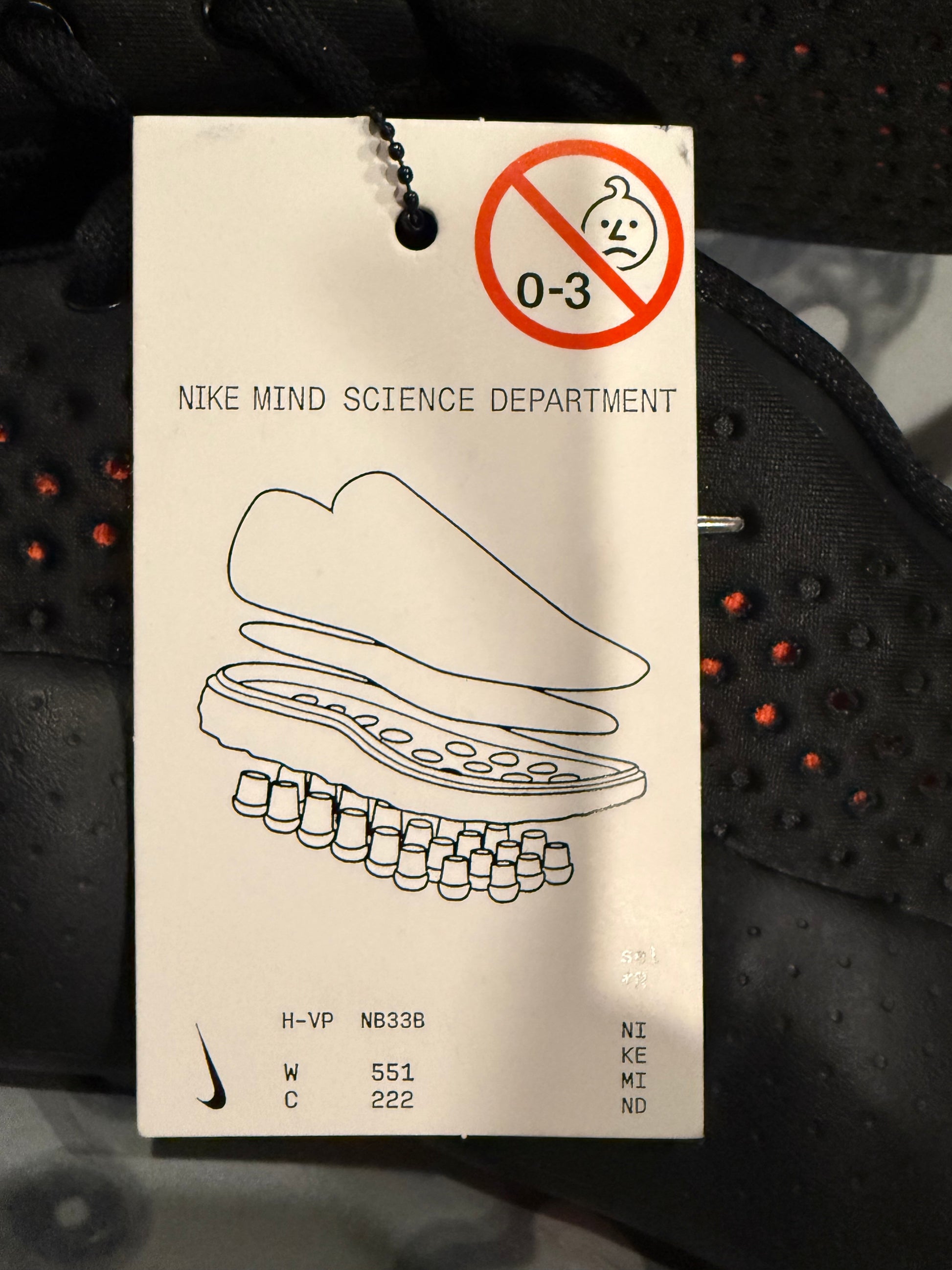 Nike Mind 002 “Black / Hyper Crimson” HQ4308-001 – Men’s US Size 8.5 – Brand New