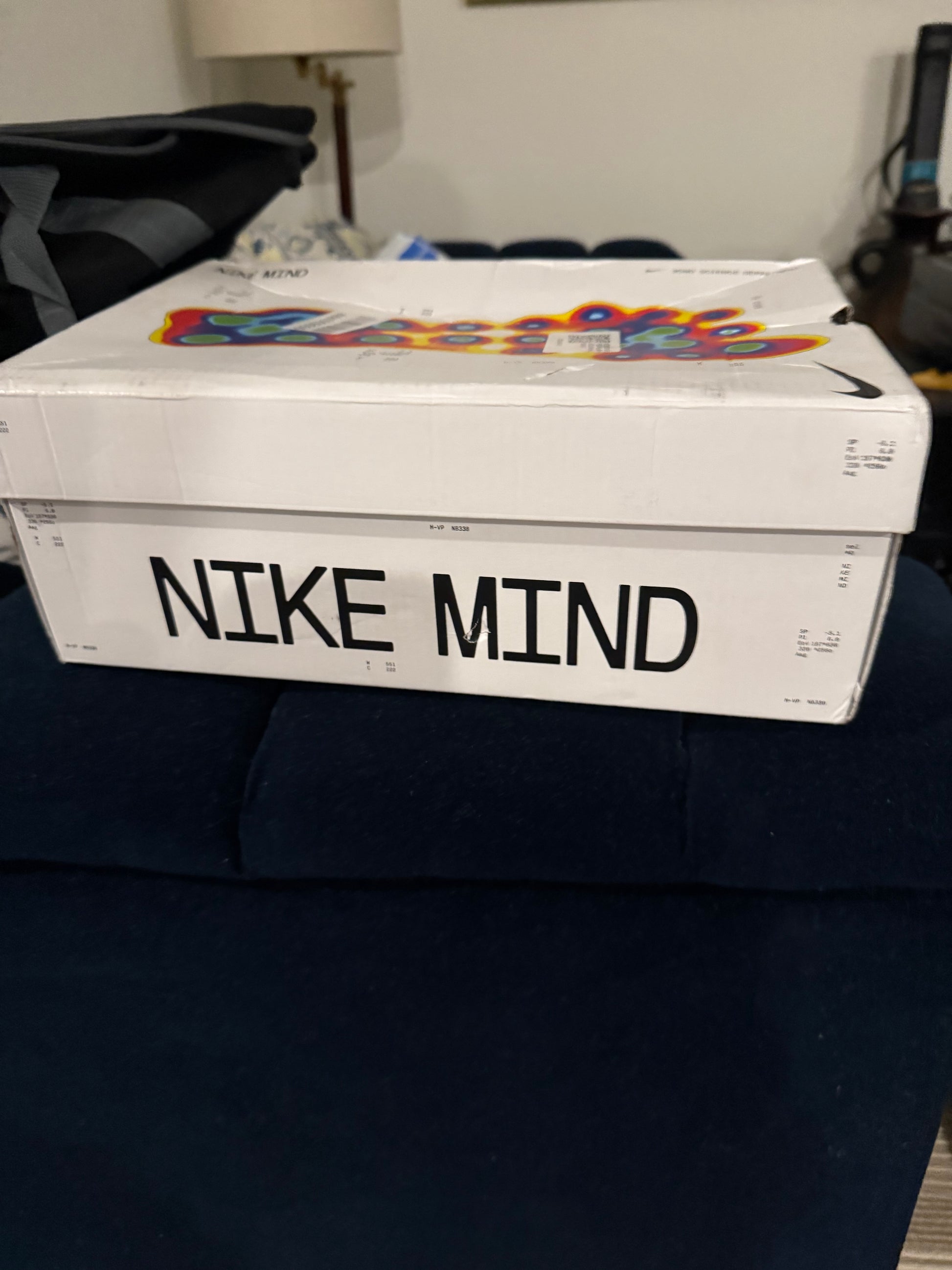 Nike Mind 002 “Black / Hyper Crimson” HQ4308-001 – Men’s US Size 8.5 – Brand New