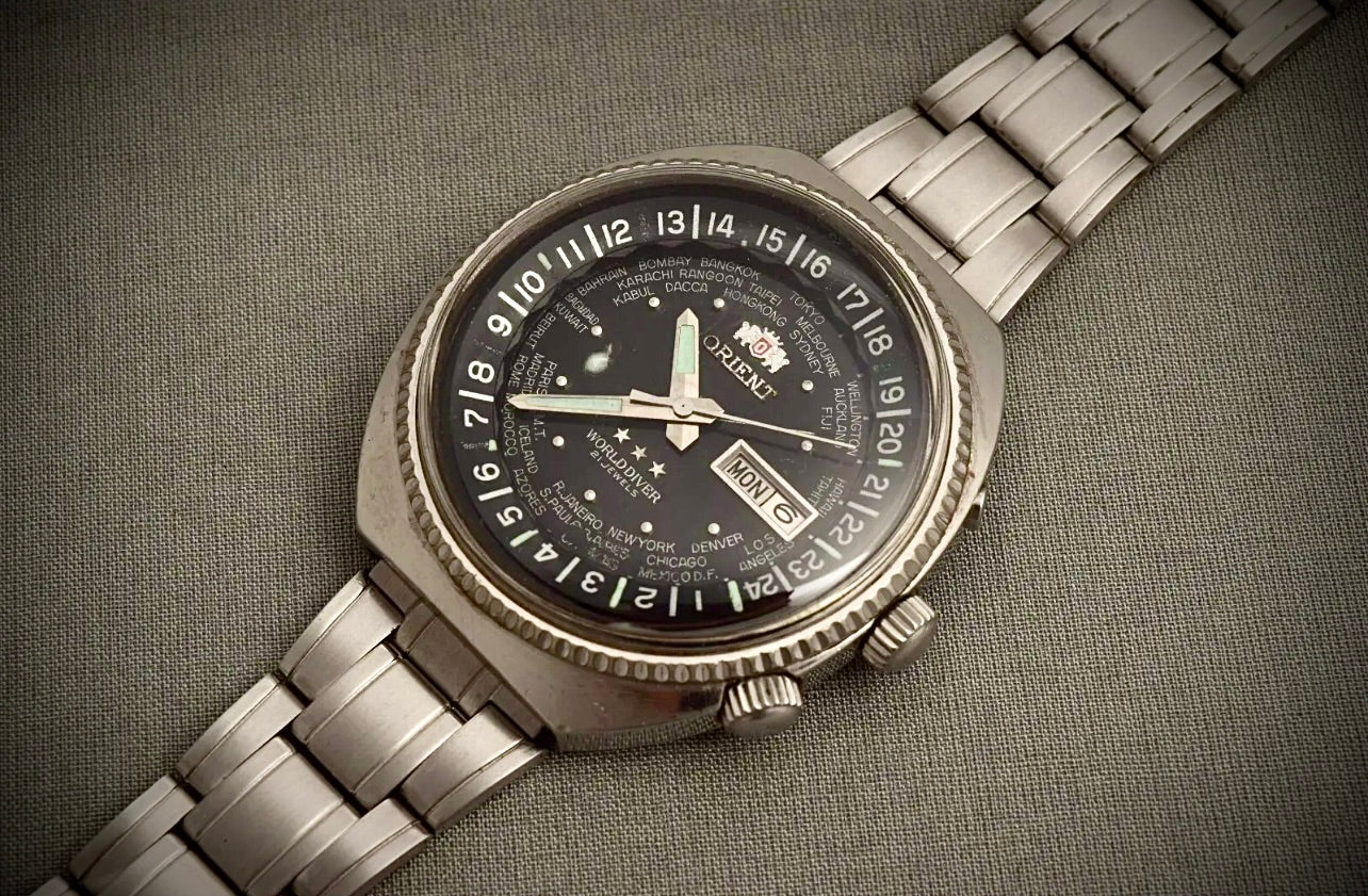 #1094 RARE VINTAGE ORIENT WORLD DIVER Wrist Watch