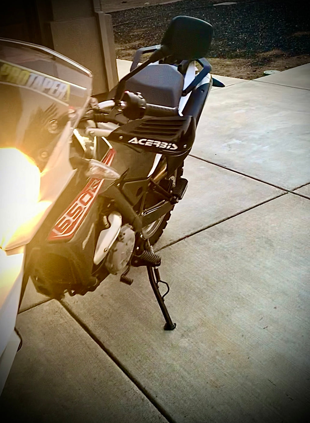 Brand New Husqavanra 650 Strada 2013 Dual Support with Antilock  braking system