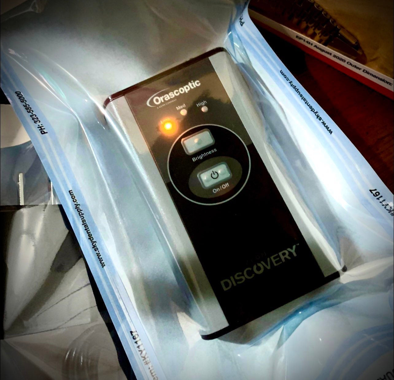 New Dental Loupes LED light DISCOVERY  Battery Module ONLY 3years  Warranty