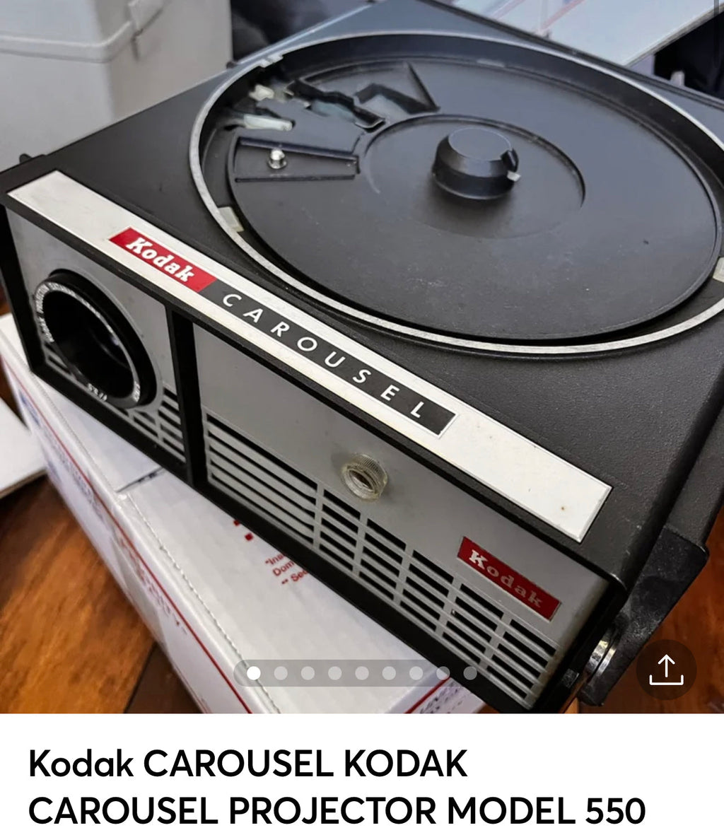 Kodak CAROUSEL KODAK CAROUSEL PROJECTOR MODEL 550