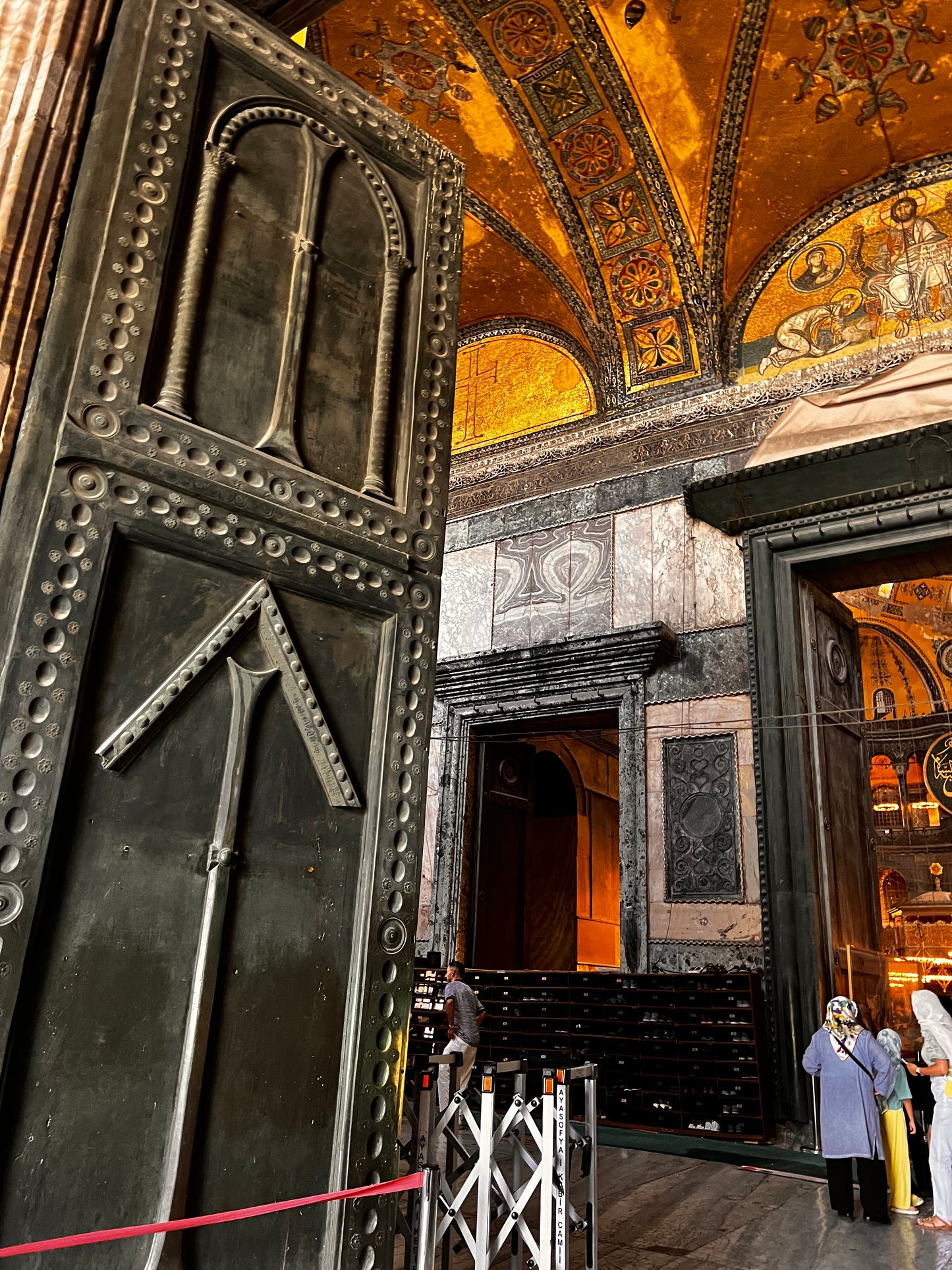 A Visit to HAGIA SOPHIA Mosque  HISTORY & SACRED ARTIFACTS Istanbul Turkey 06032024