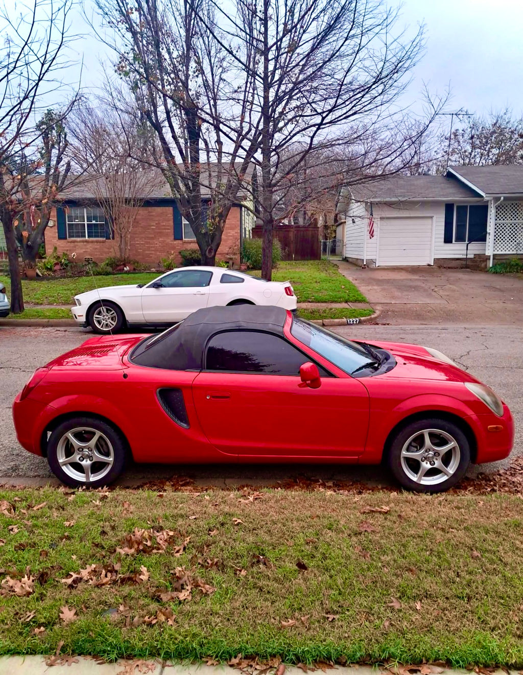 2002 Toyota MR2 a rare find (Midnight Run) spyder rare roadster Super clean local delivery in Califorina is preferred. Immaculate condition