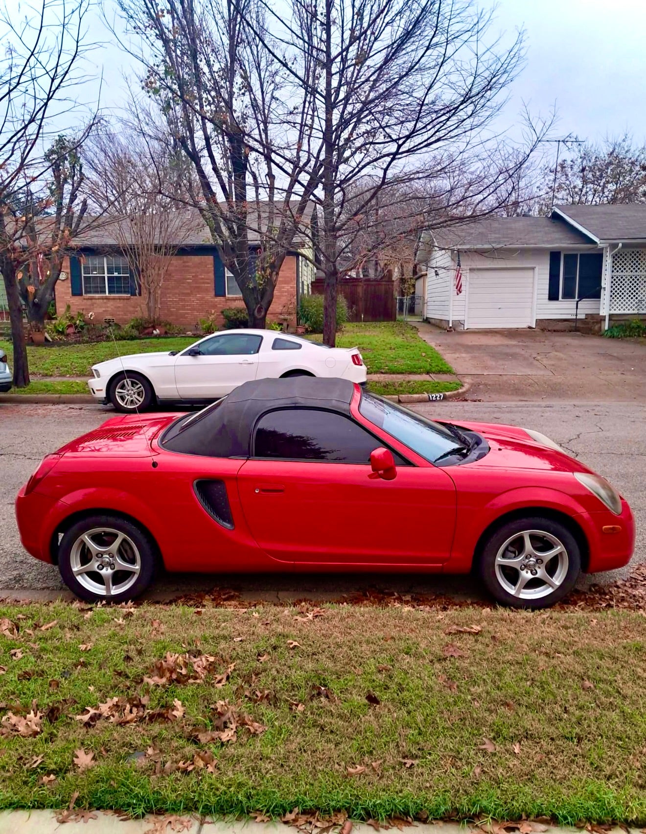 2002 Toyota MR2 a rare find (Midnight Run) spyder rare roadster Super clean local delivery in Califorina is preferred. Immaculate condition