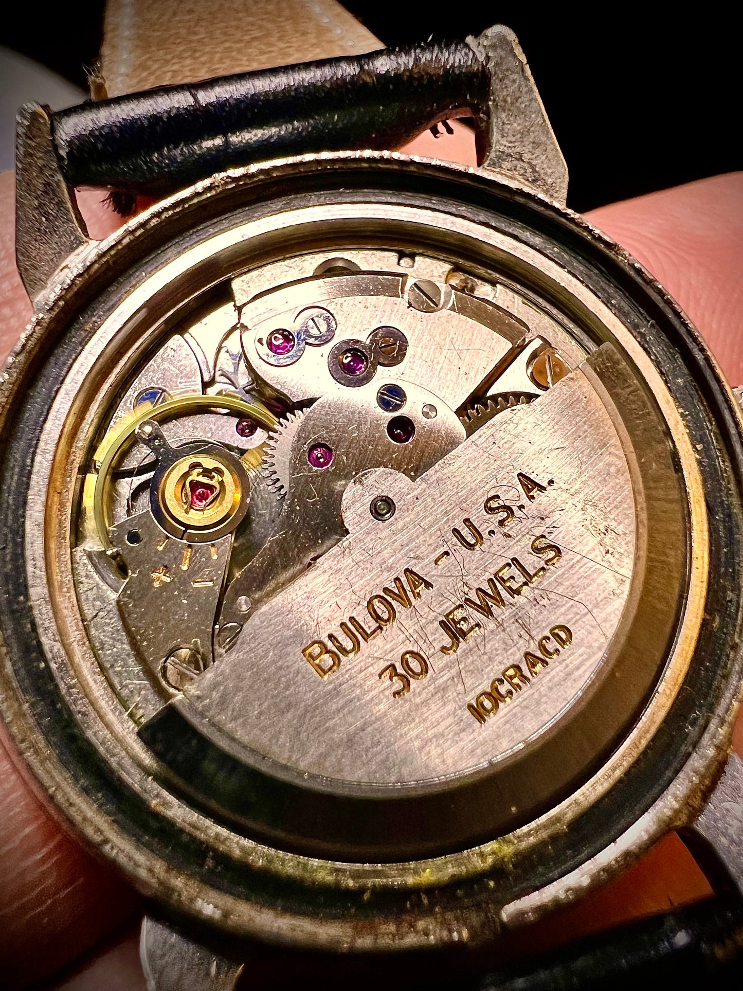 #365 Vintage BULOVA  30 Jewls automatic working