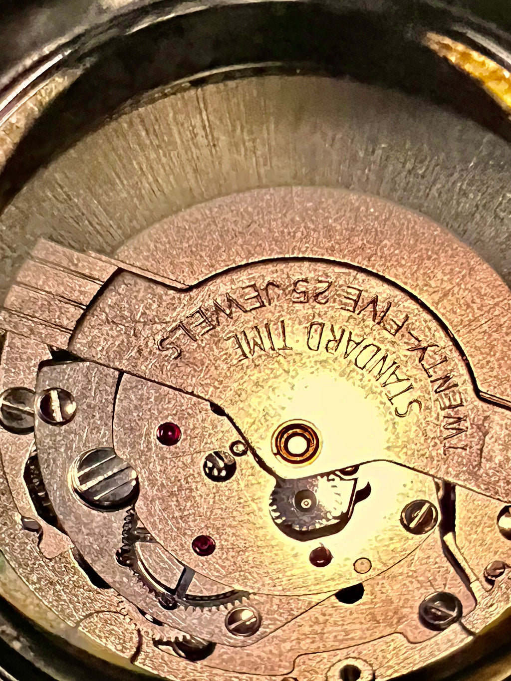 #431 Vintage Automatic 25 jewels Exxon advertising Wrist atch