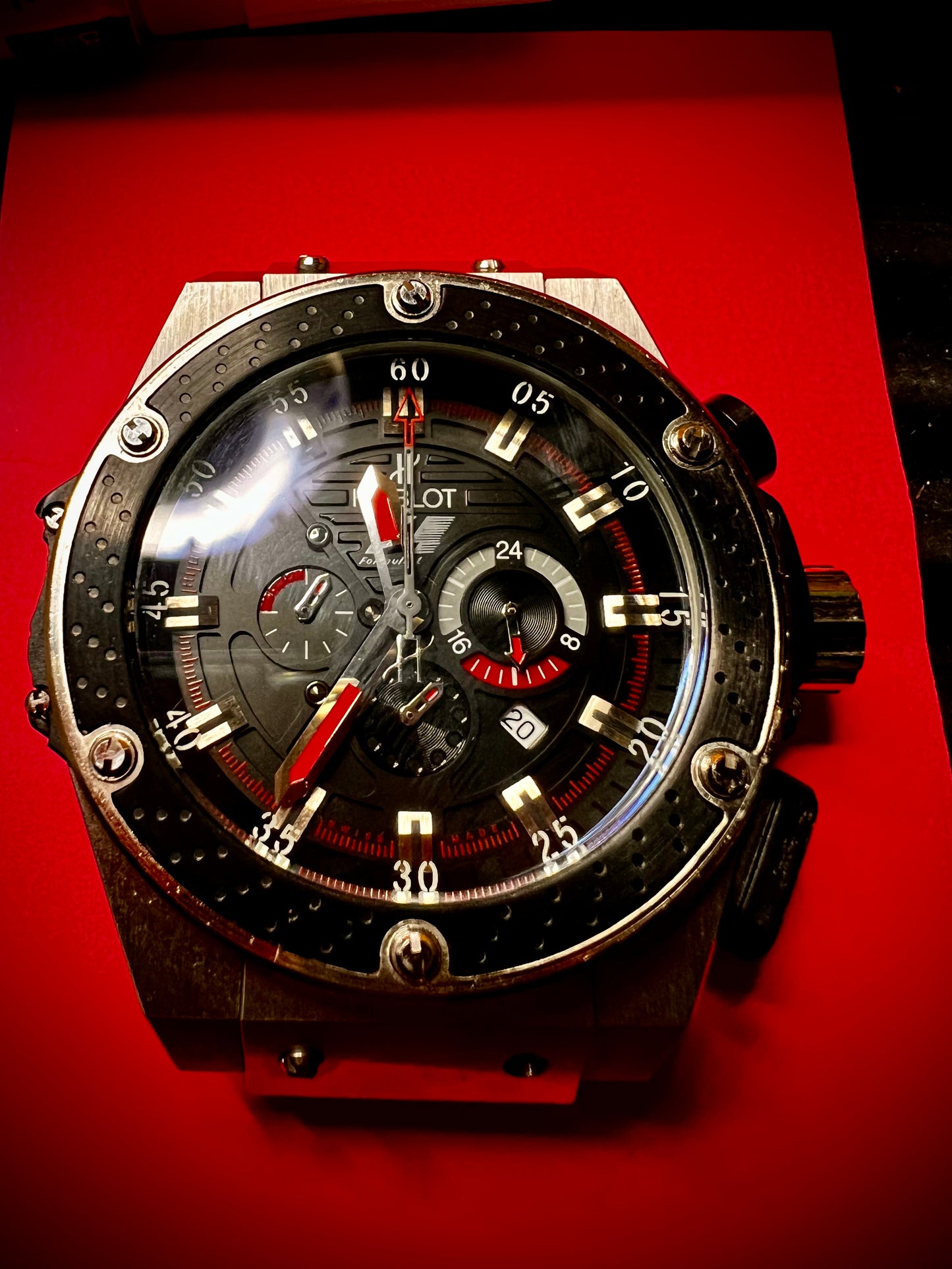 R#968 Hublot F1 amazing watch