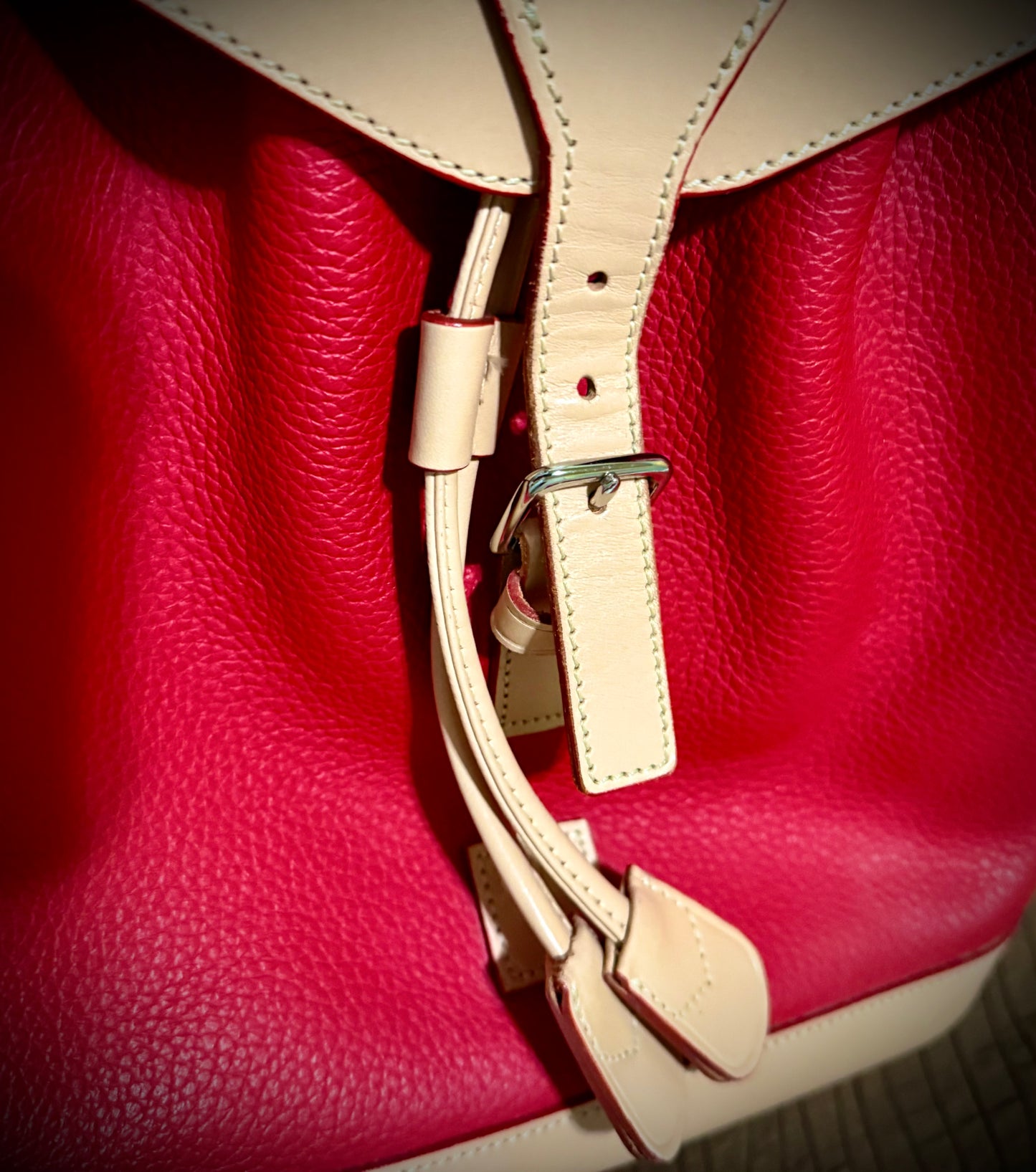 Candy Apple Red All Weather Leather Dooney Backpack Red and Beige beautiful Two tone Made in USA