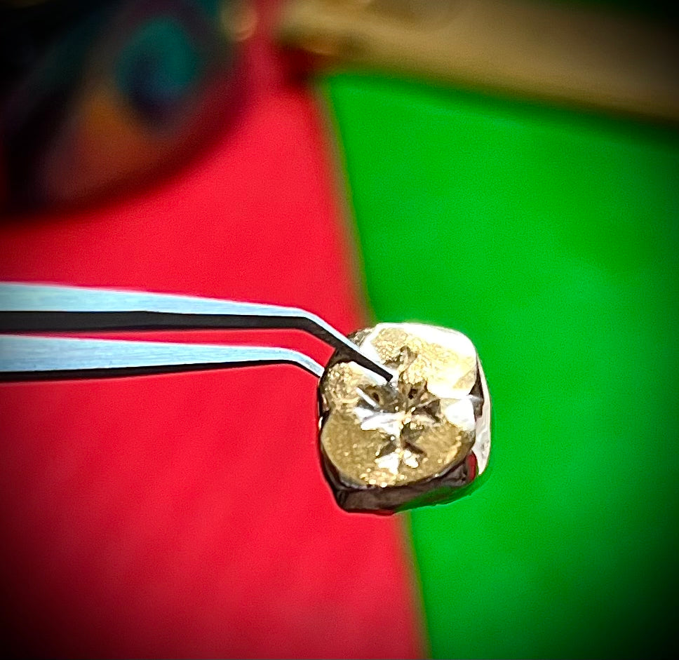 GT#01 Gold Tooth crown 18K 3.39 gms for your broken tooth needing new crown