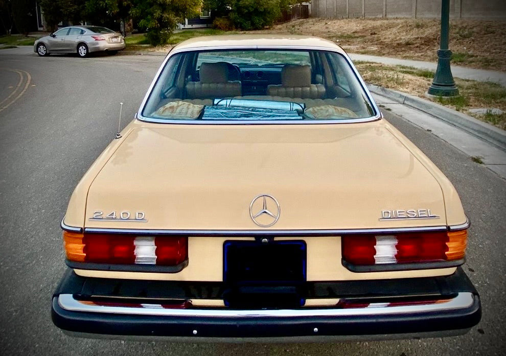 1982 Mercedes-Benz 240D Base Sedan 4-Door 2.4L 2404CC 4 cylinder DIESEL SOHC Naturally Aspirated 83K miles emaculate condition all original