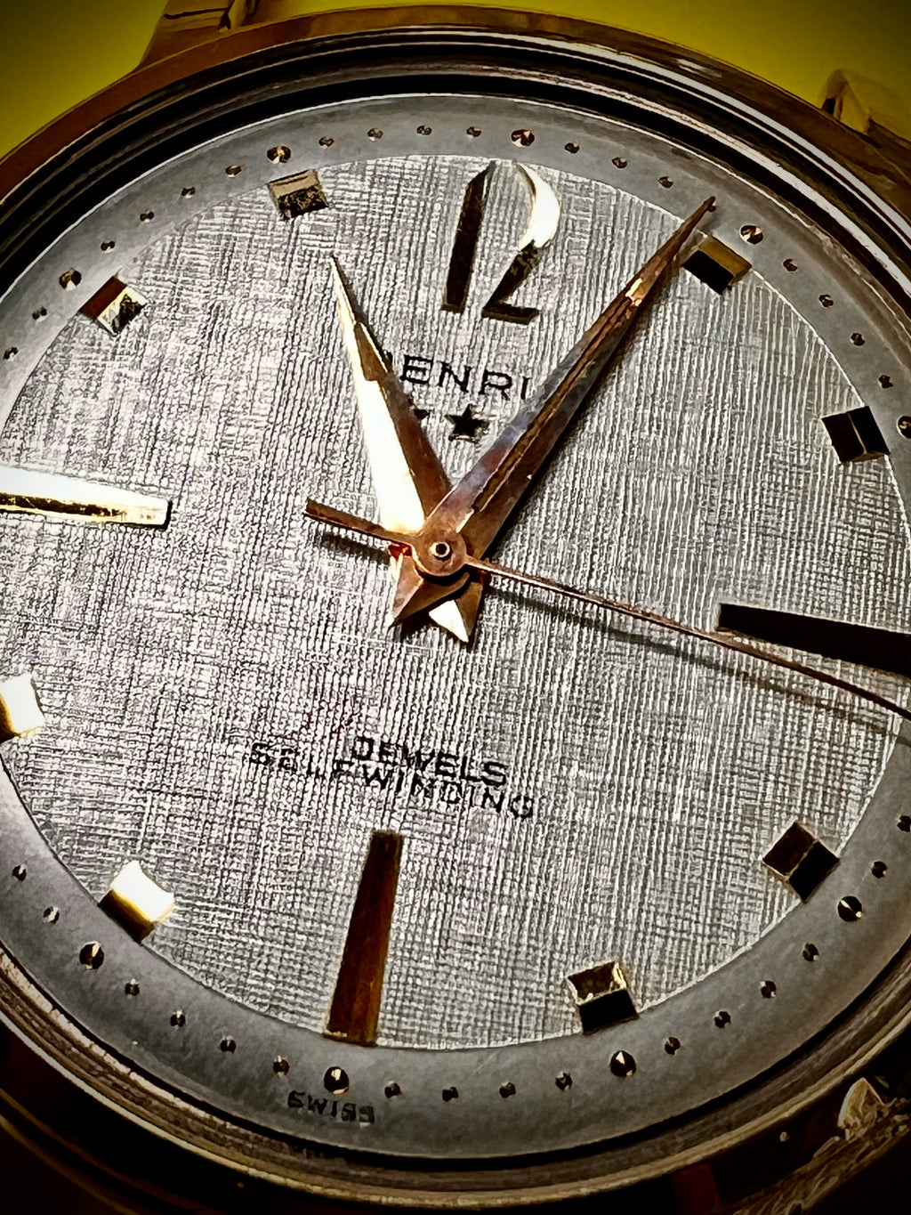 R#961 Benrus 39 jewel watch