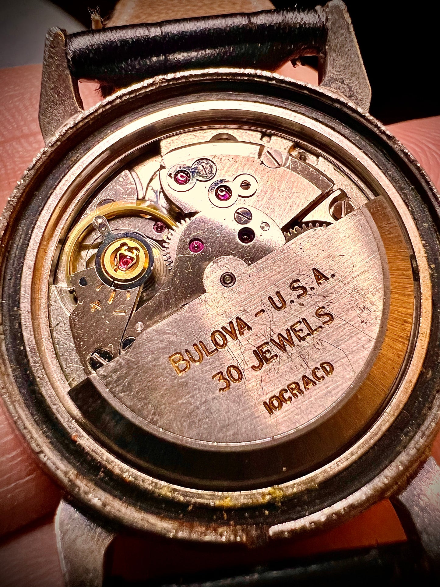 #365 Vintage BULOVA  30 Jewls automatic working