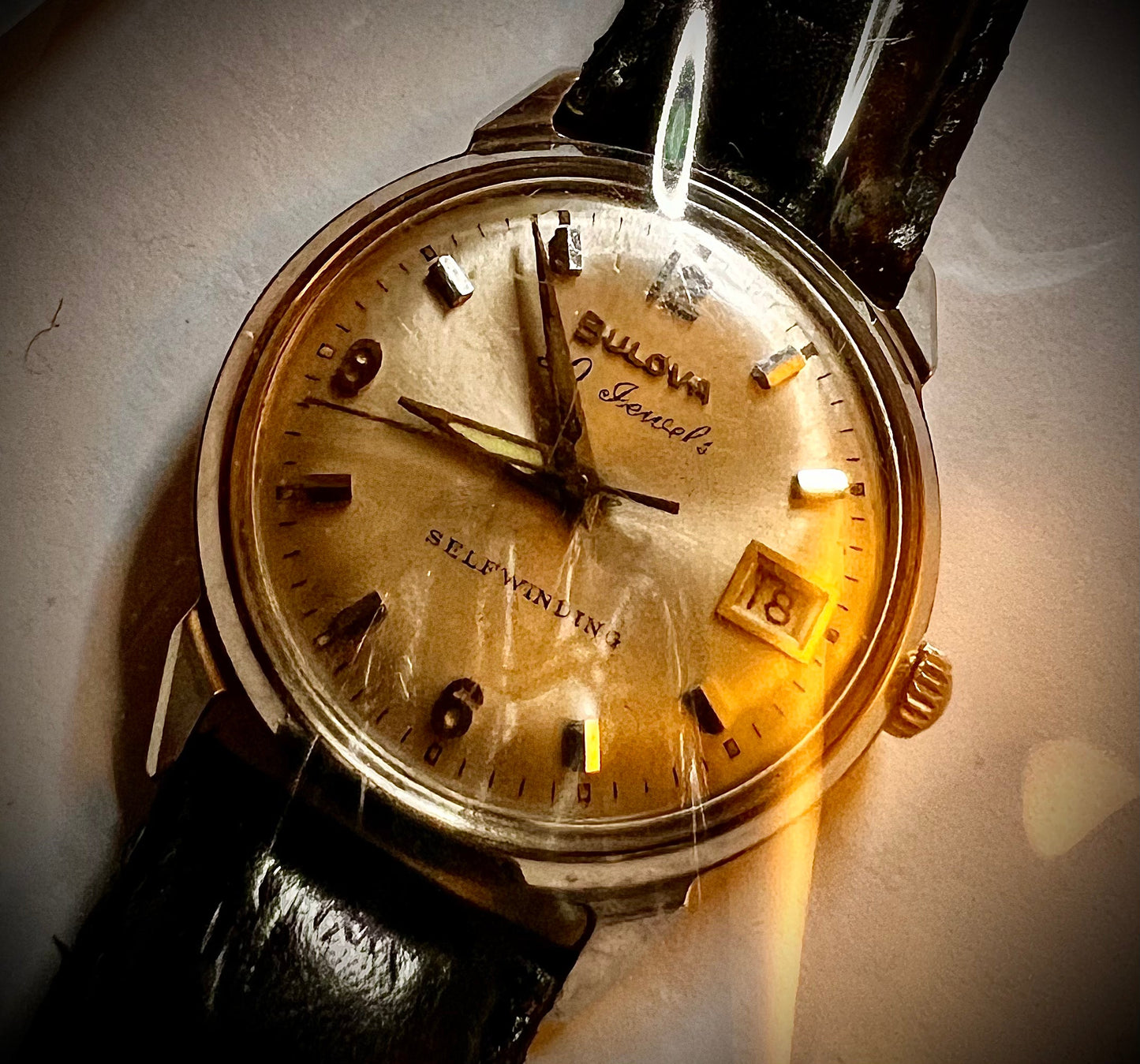 #365 Vintage BULOVA  30 Jewls automatic working