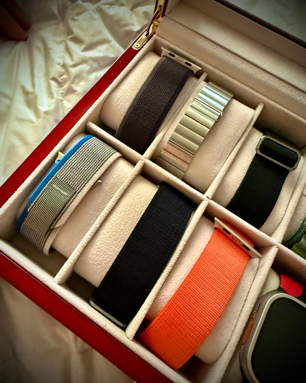 #001 Apple Watch Ultra [GPS + Cellular 49mm] Titanium Case with Midnight Ocean Band, One Size
1K+ bought in past month