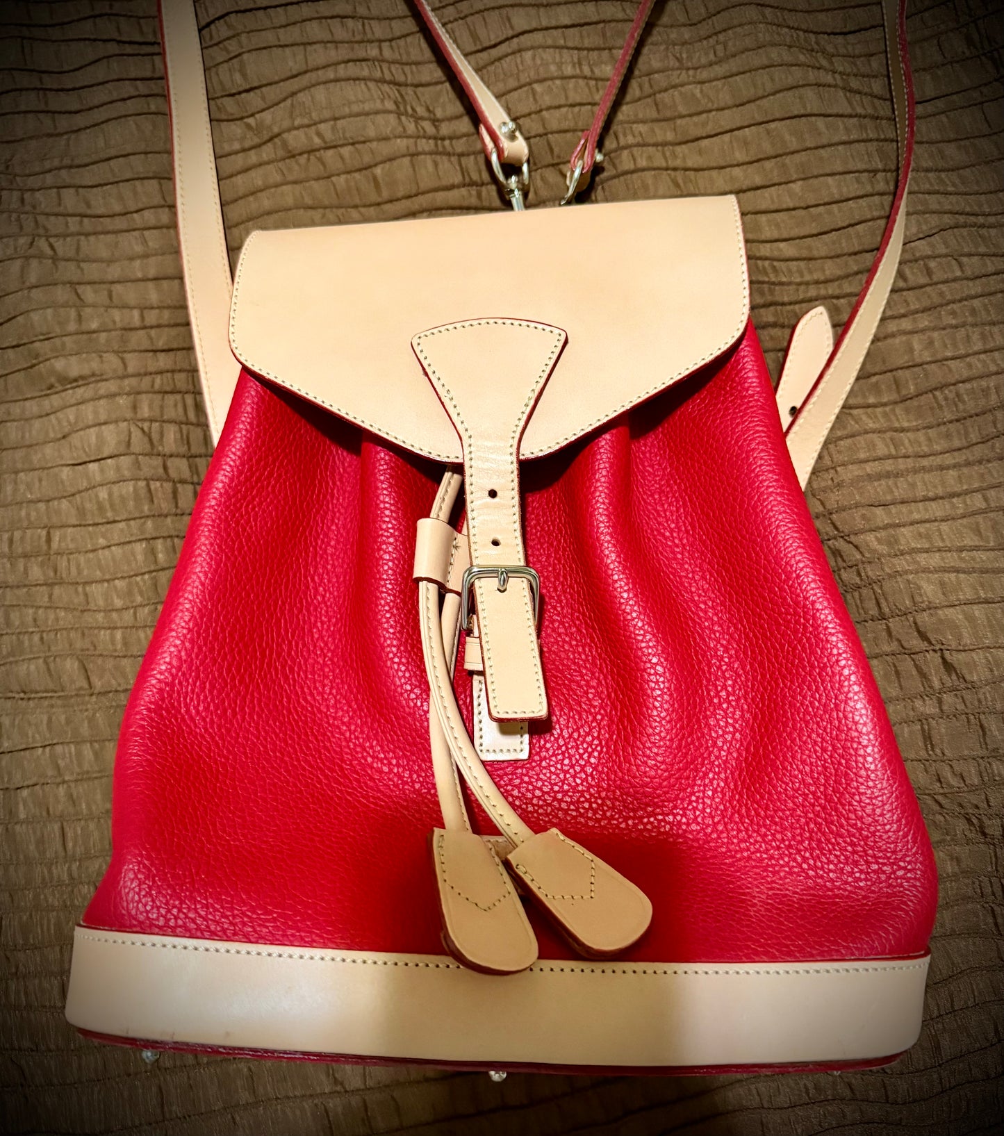 Candy Apple Red All Weather Leather Dooney Backpack Red and Beige beautiful Two tone Made in USA