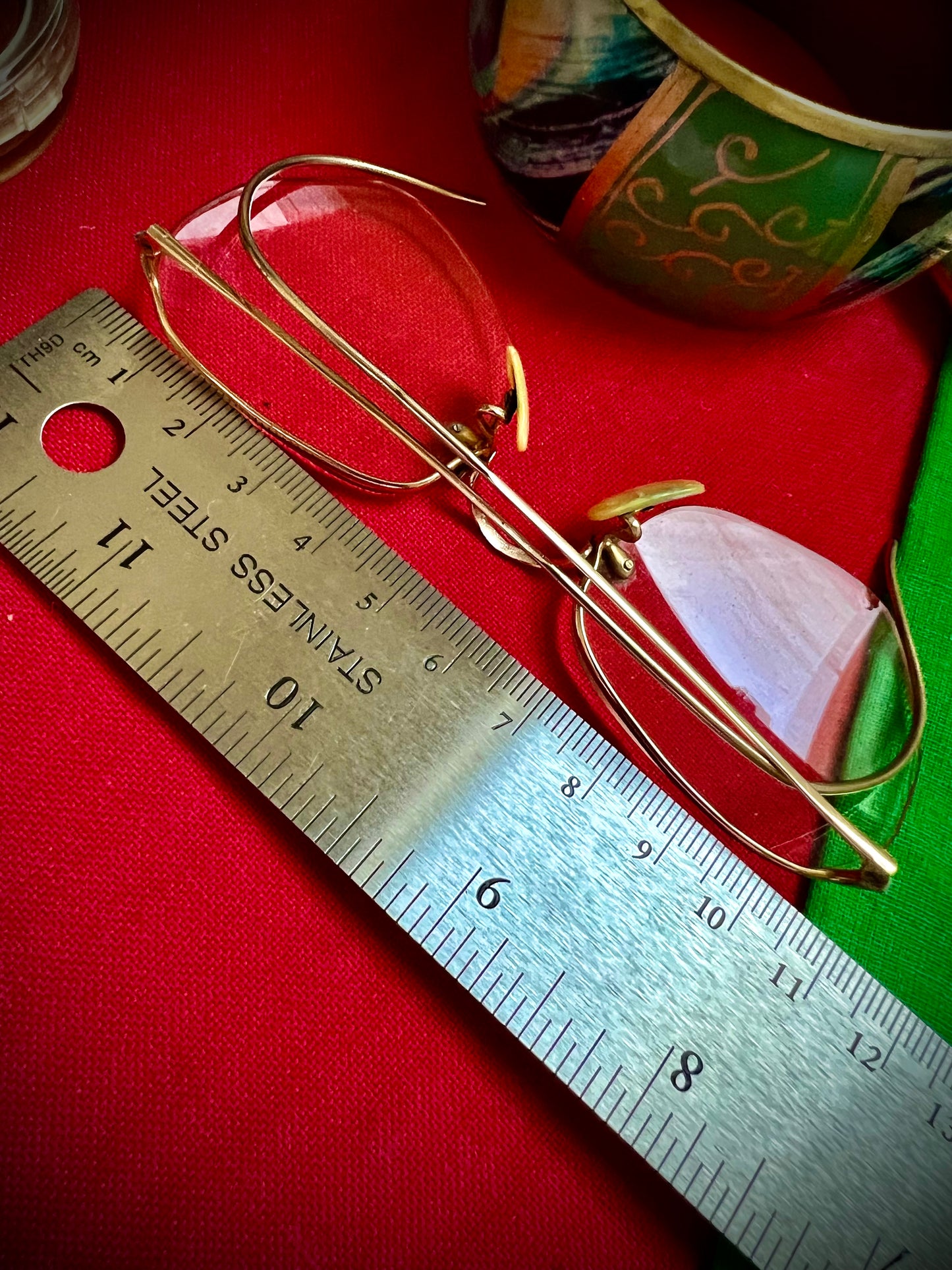 #385-A ANTIQUE 1/10-12K GF PRESCRIPTION EYE GLASSES GOLD FILLED WITH ORIGINAL CASE young adult unisex