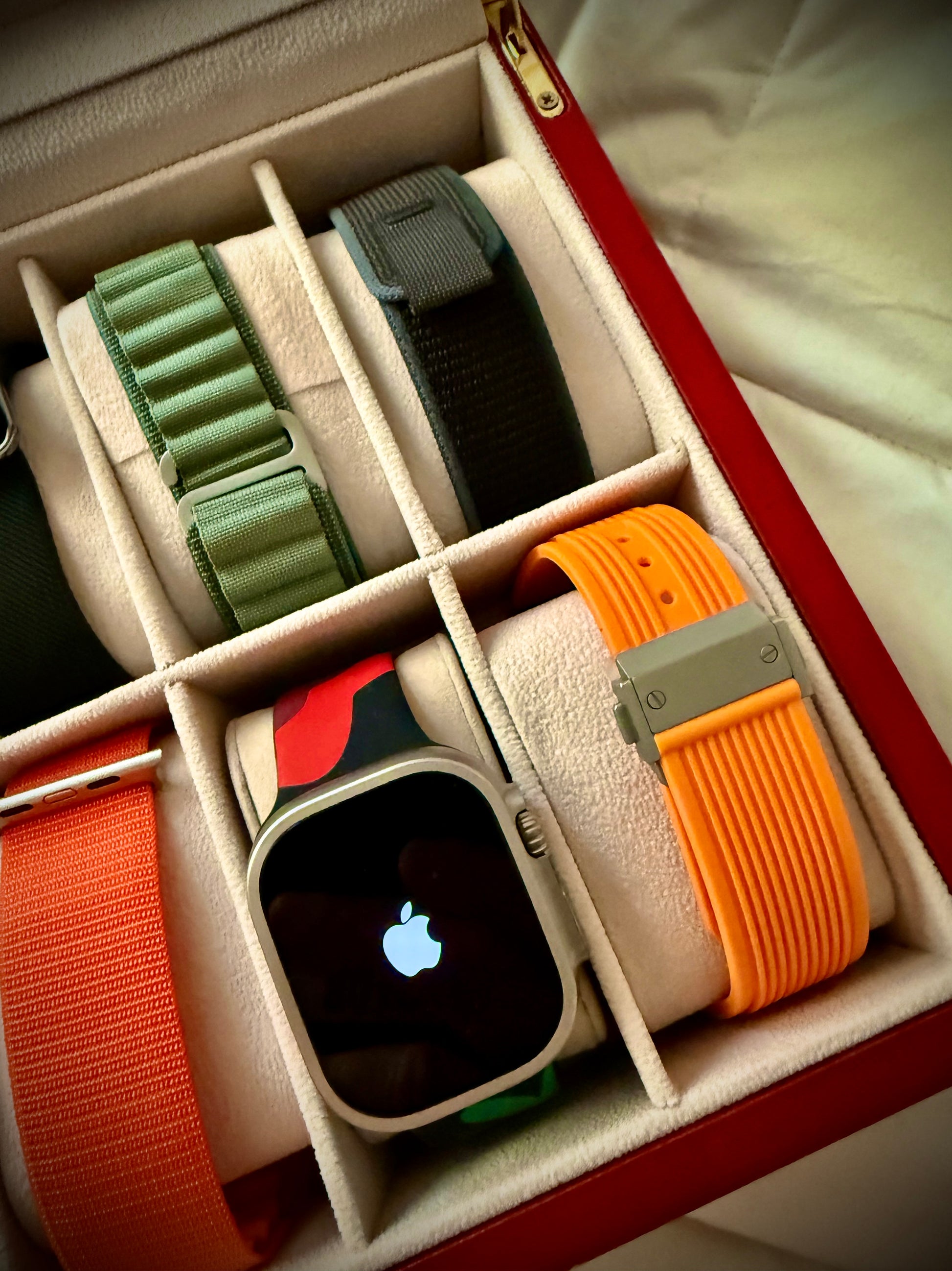 #001 Apple Watch Ultra [GPS + Cellular 49mm] Titanium Case with Midnight Ocean Band, One Size
1K+ bought in past month