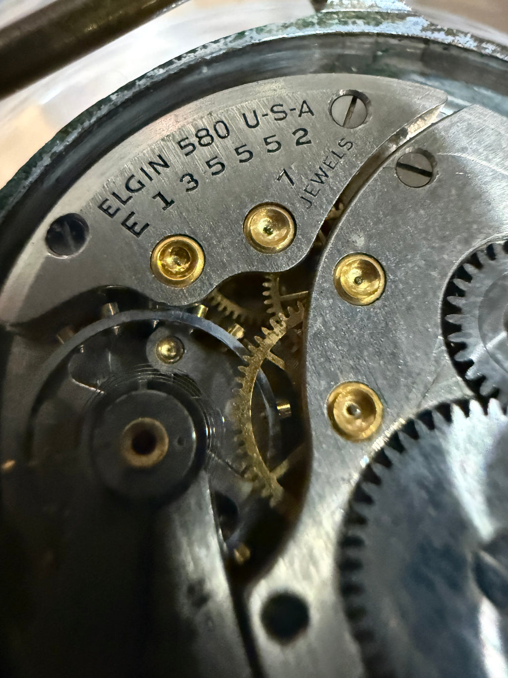 #1429 WWII U.S. MILITARY ELGIN GRADE 580 FIELD WATCH — 17 JEWELS — SERVICED & WORKING