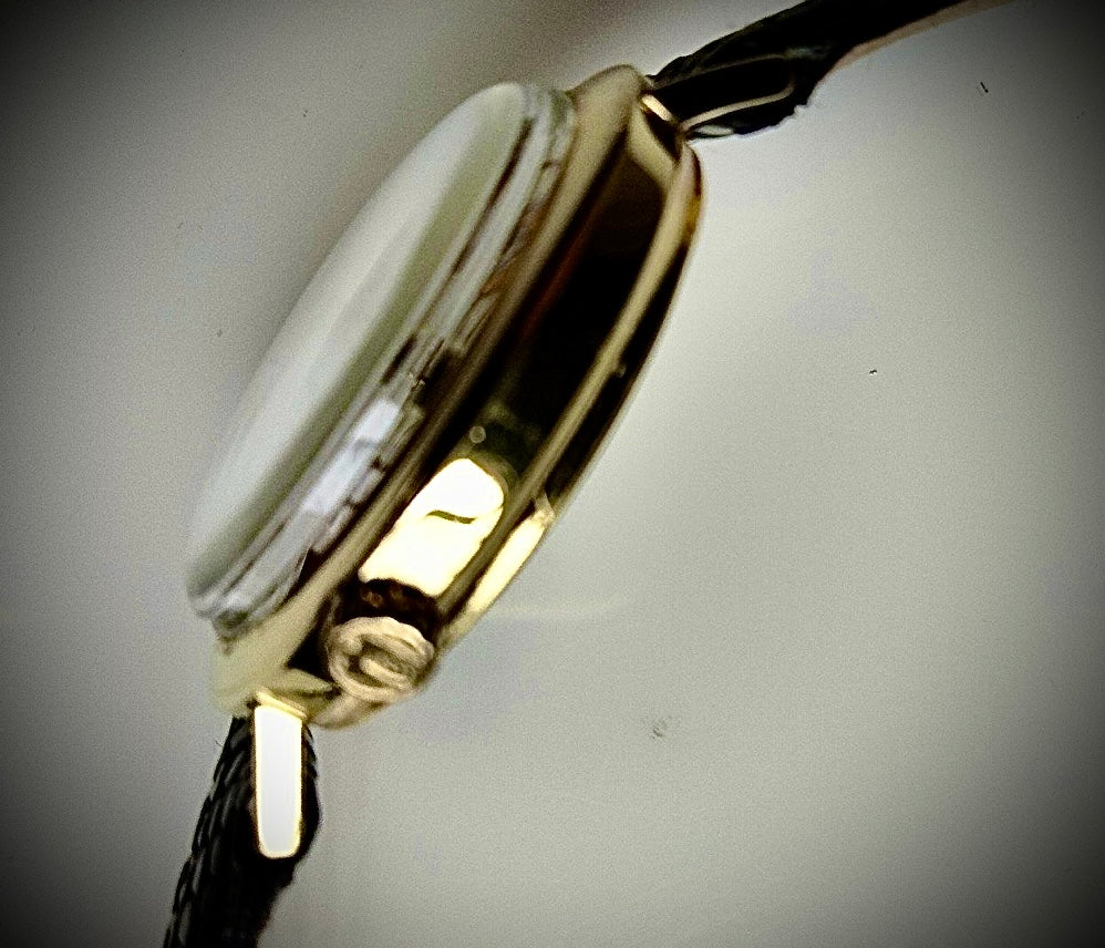 #1330 1969 Bulova Accutron 14K gold filled men's watch very rare tuning fork only one in stock smooth sweeping seconds hand