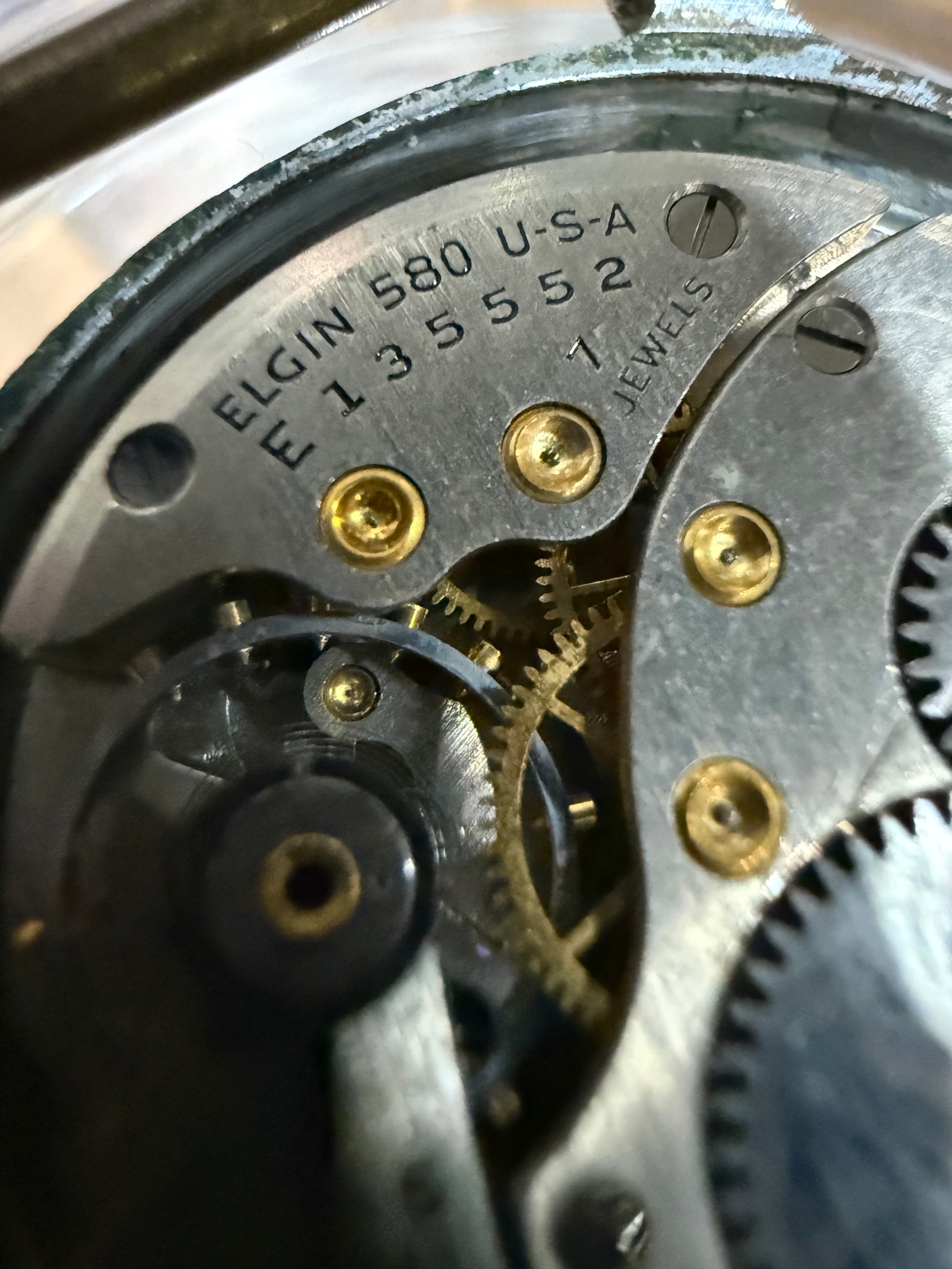 #1429 WWII U.S. MILITARY ELGIN GRADE 580 FIELD WATCH — 17 JEWELS — SERVICED & WORKING