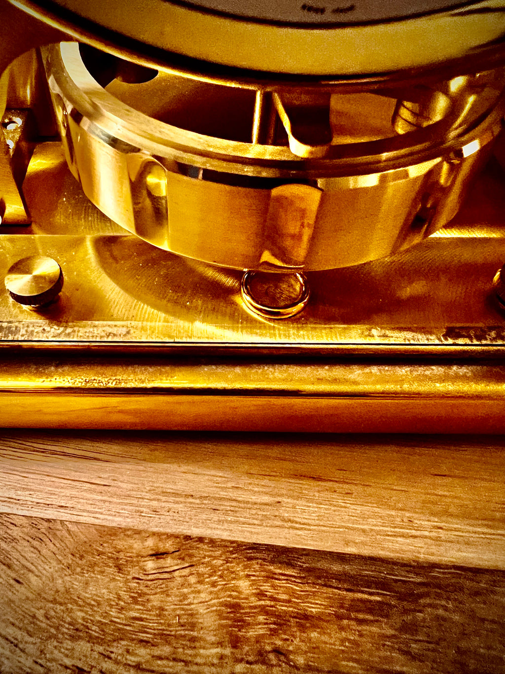 #1005 Rare Vintage  Jaeger LeCoultre atmos 526-5 Highly collectable Atmospheric Mechanism clock perfected in 1928 Swiss Made