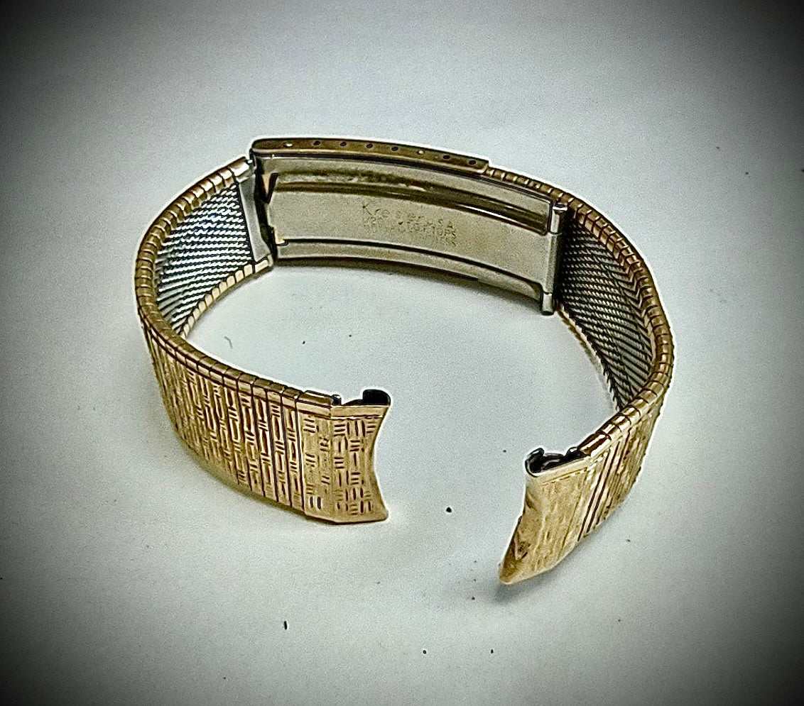 #1285 band Bulova Accutron Gold Filled Bracelet 18 mm