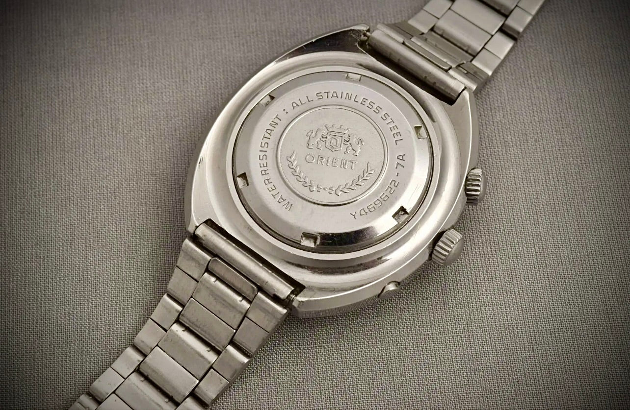 #1094 RARE VINTAGE ORIENT WORLD DIVER Wrist Watch