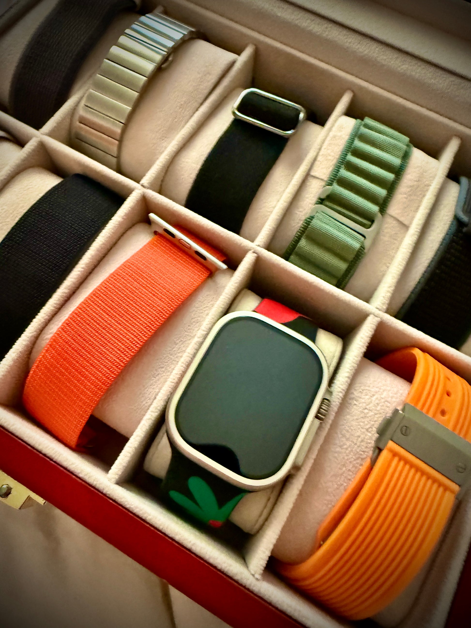 #001 Apple Watch Ultra [GPS + Cellular 49mm] Titanium Case with Midnight Ocean Band, One Size
1K+ bought in past month