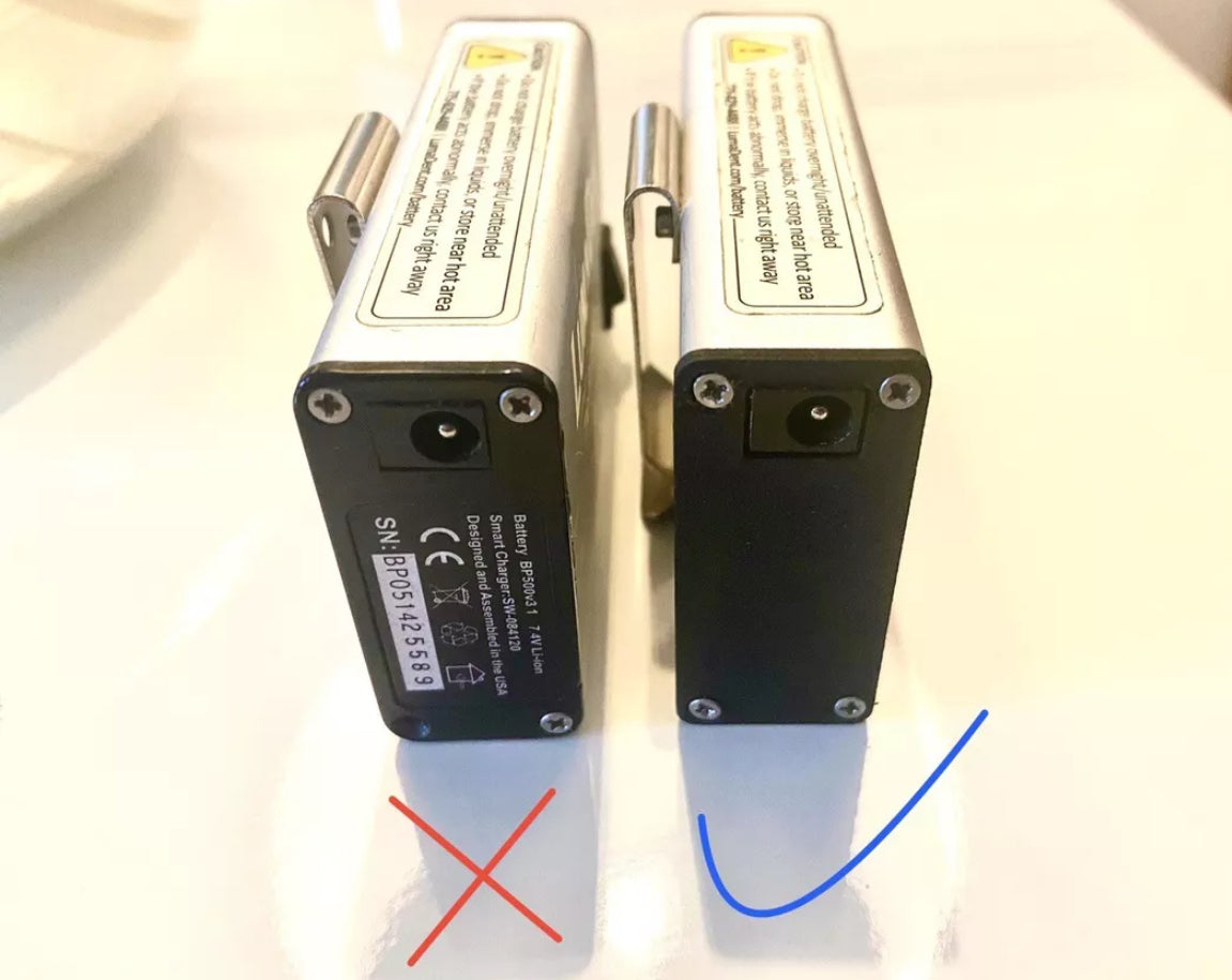 For sale a pair of back plastic plate (black color) for Lumadent battery.


Original plate tend to break, this is a plug and play replacement. Simple, and easy replacement.


Feel free to ask if you have any questions