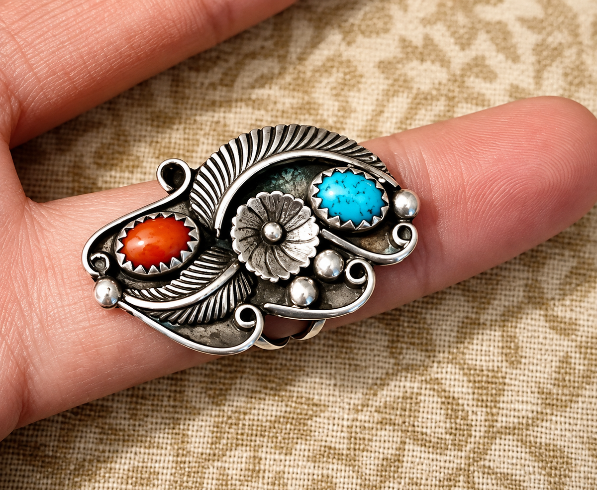 Rare Vintage Sterling Silver Turquoise & Coral Ring – Marked “E” – Size 6.5 – Inv. S#1435