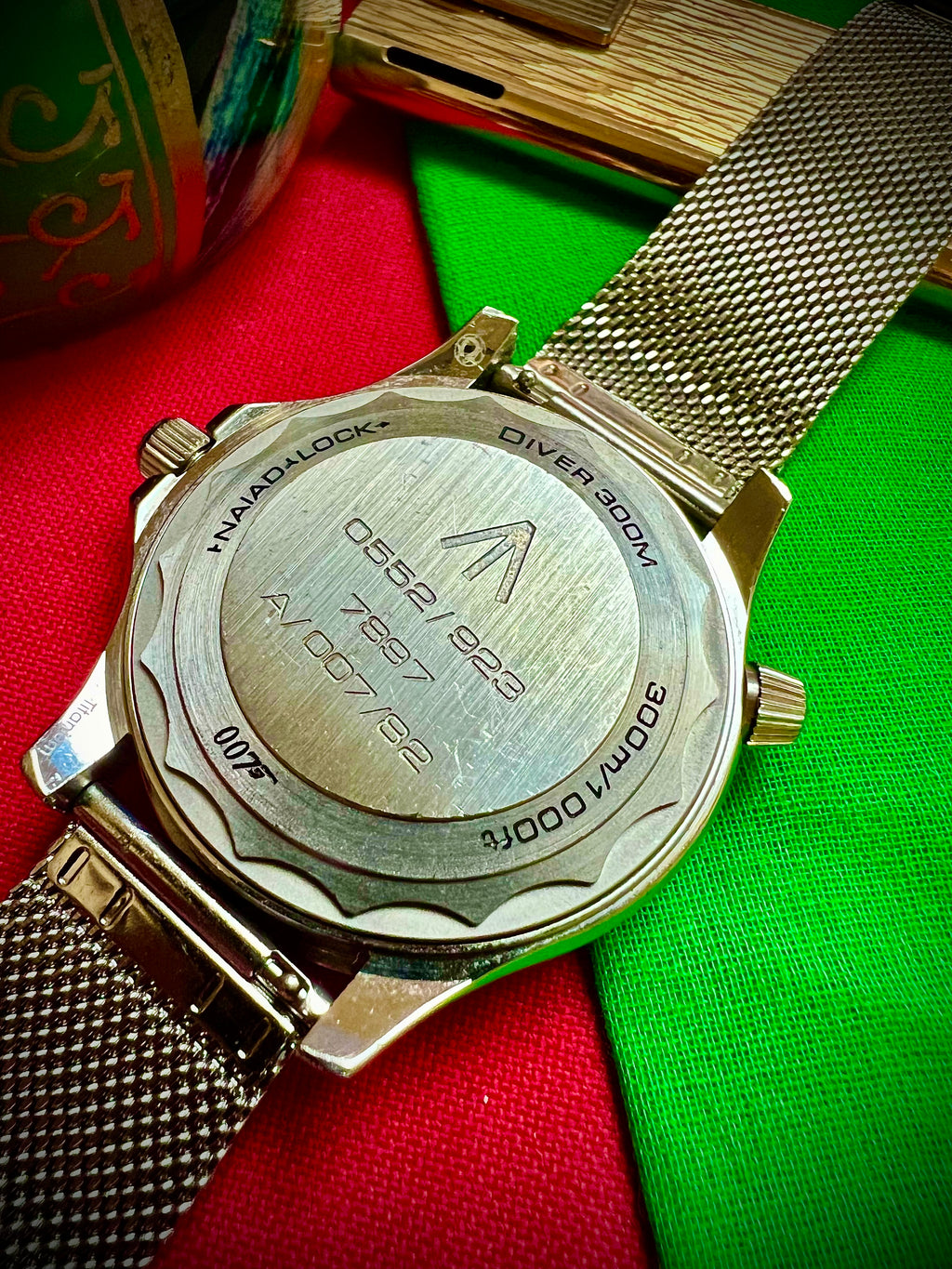 #1113 James Bond Omega Inspire Watch Automatic night illumination Sapphire crystal beautiful solid rare find