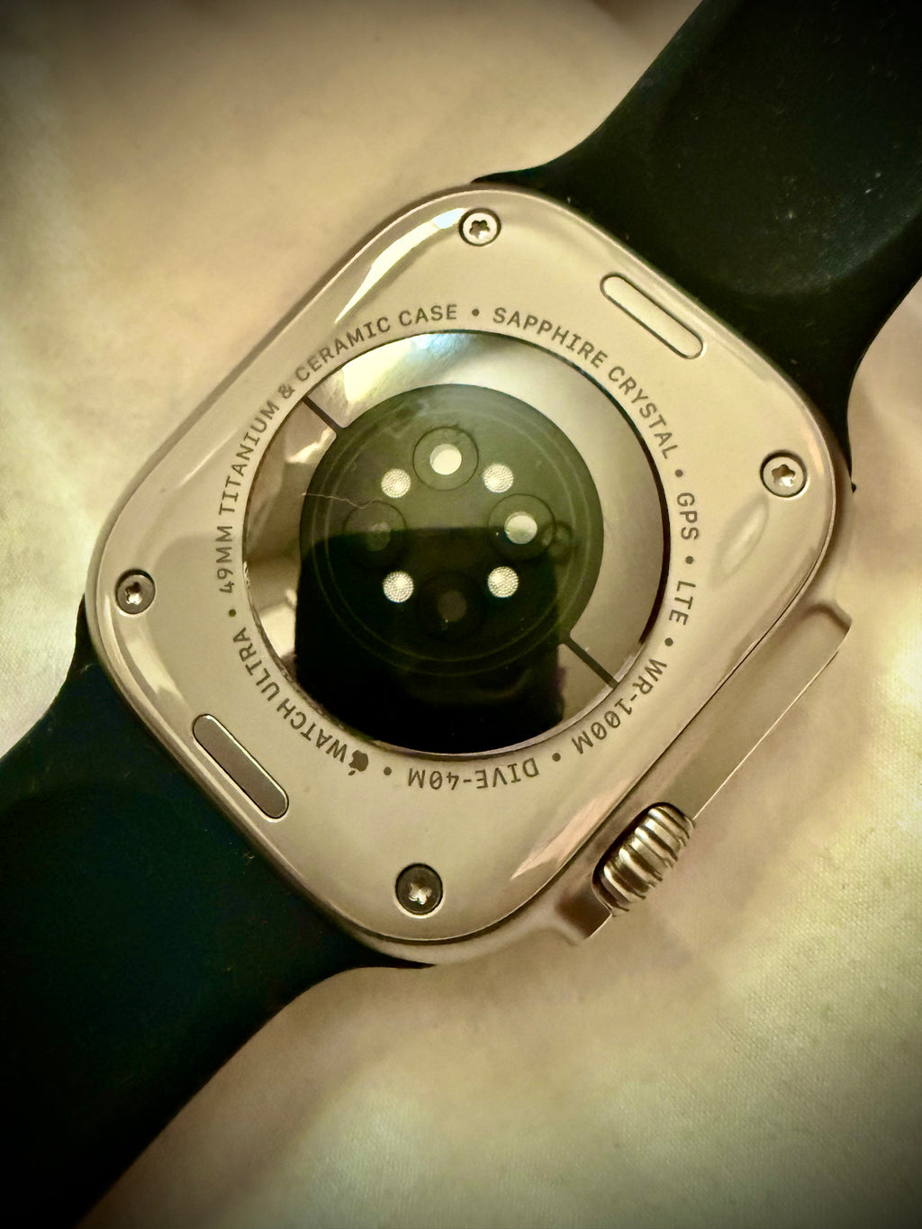 #001 Apple Watch Ultra [GPS + Cellular 49mm] Titanium Case with Midnight Ocean Band, One Size
1K+ bought in past month