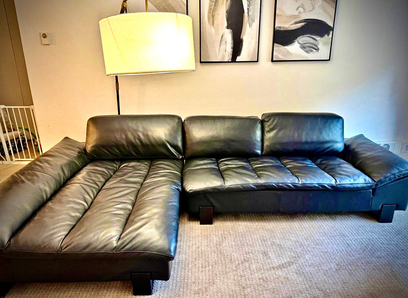Italian leather Sectional sofa black beautiful