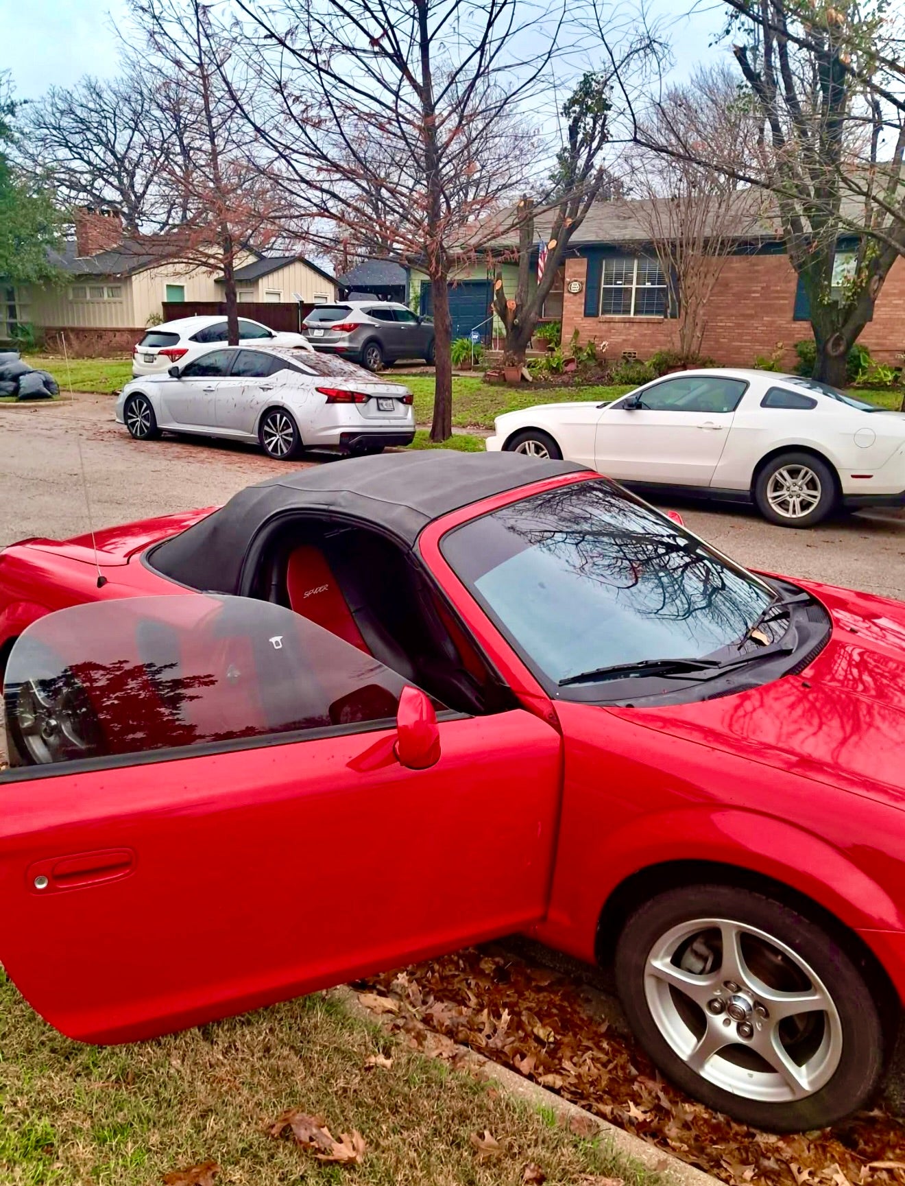 2002 Toyota MR2 a rare find (Midnight Run) spyder rare roadster Super clean local delivery in Califorina is preferred. Immaculate condition