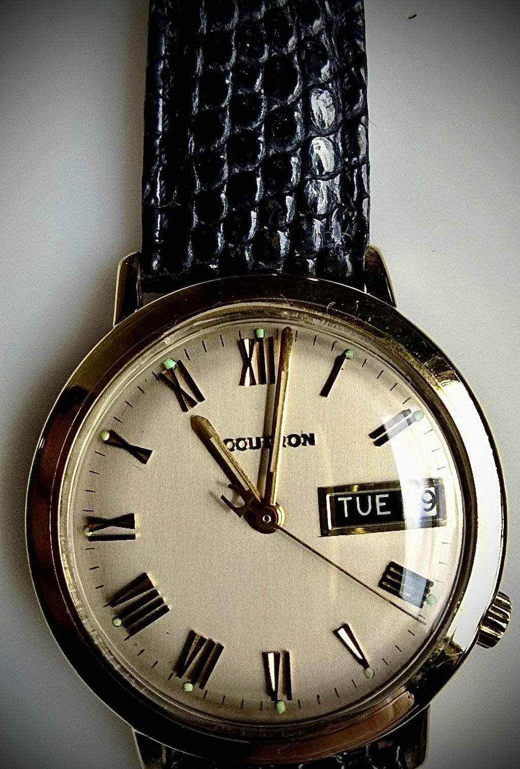 #1330 1969 Bulova Accutron 14K gold filled men's watch very rare tuning fork only one in stock smooth sweeping seconds hand