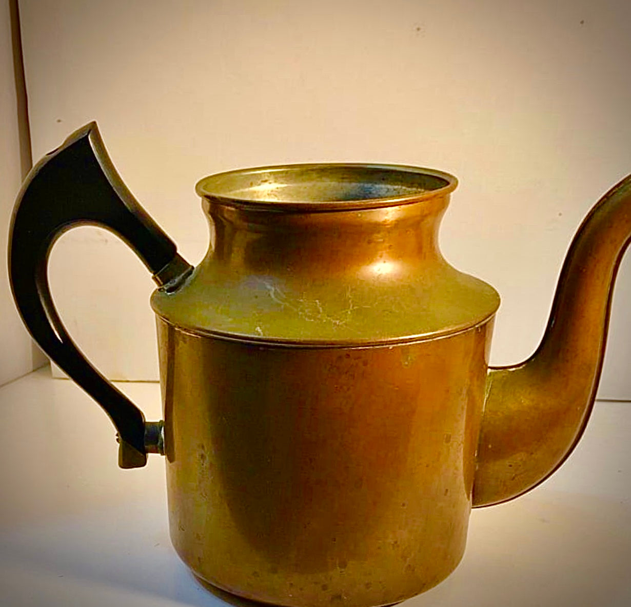 Vintage Copper Kettle. No
Lid. Nice!