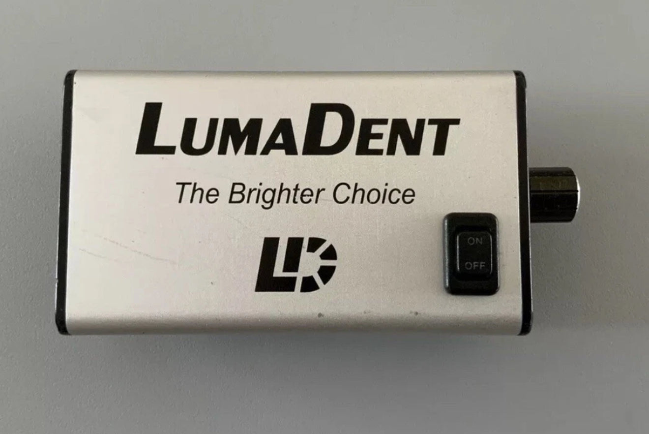 For sale a pair of back plastic plate (black color) for Lumadent battery.


Original plate tend to break, this is a plug and play replacement. Simple, and easy replacement.


Feel free to ask if you have any questions