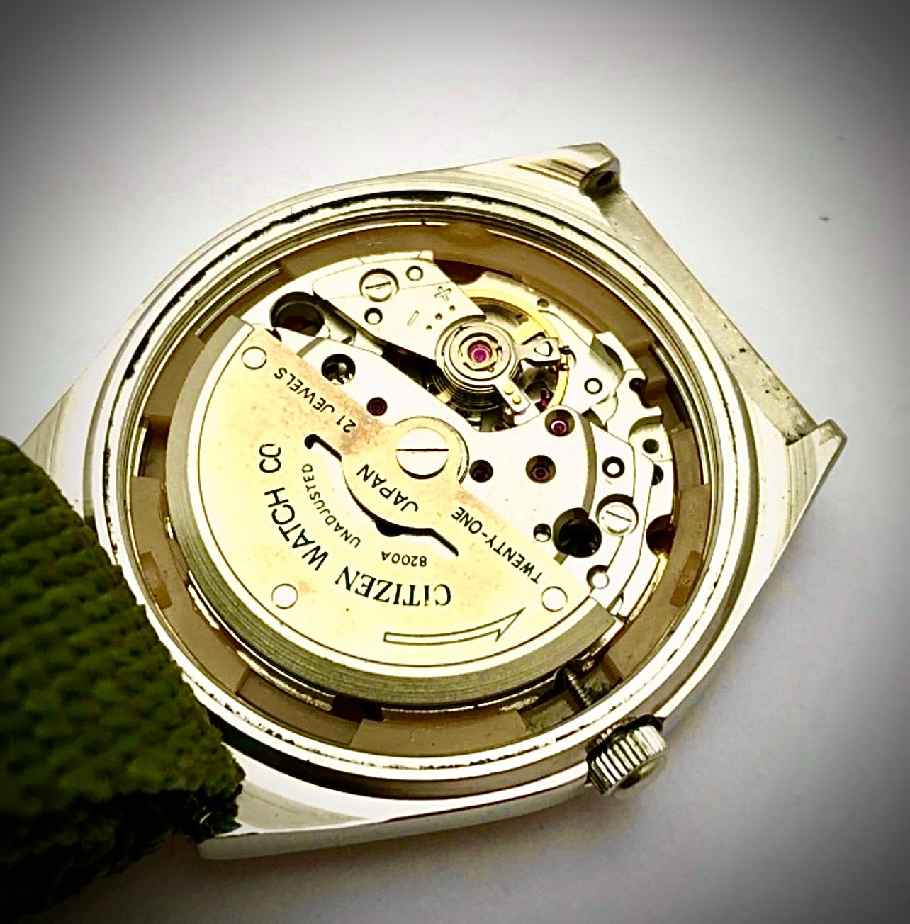 #676 Rare Collector’s 50 years old AUTOMATIC 21 Jewls Micky Mouse CITIZEN