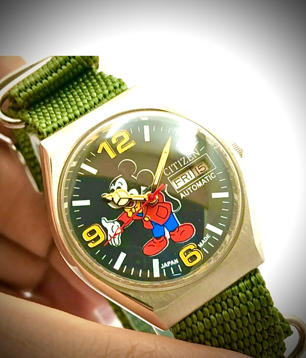 #676 Rare Collector’s 50 years old AUTOMATIC 21 Jewls Micky Mouse CITIZEN