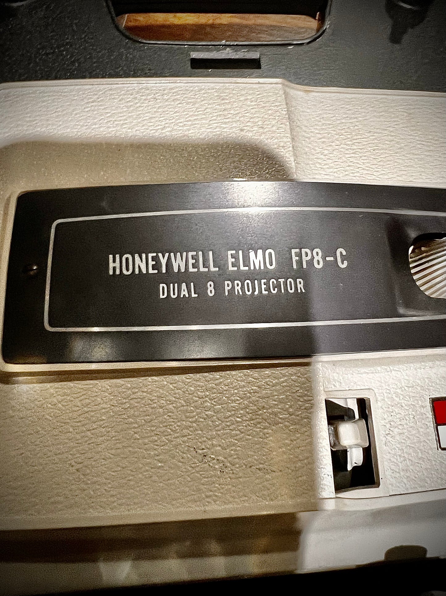 Honeywell Elmo FP8-C Dual 8mm Adjustable Speed Movie Projector in Box Working