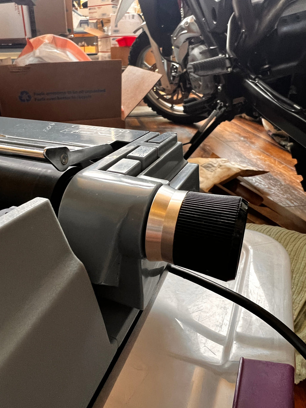 Royal Electric Typewriter Centurion Award Series Model SP-9000 Japan Portable collector’s Item