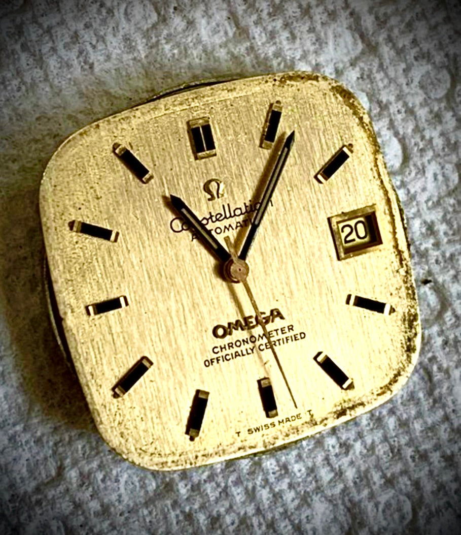 R#793 Omega Constellation automatic chronometer square