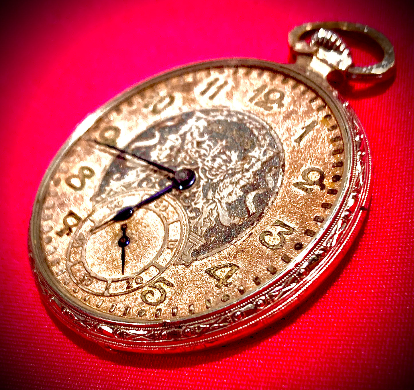 #922 97 Years old Vintage ILLINOIS Pocket Watch 1925 The Marquis Autocrat 14kGF