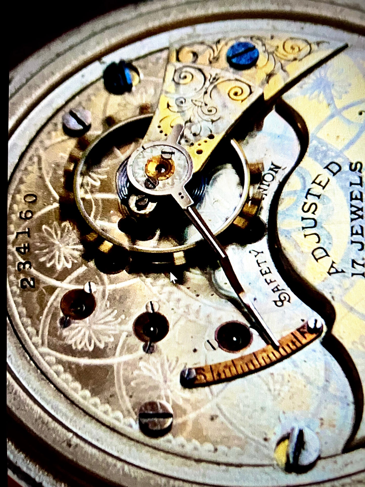 #035 Vintage Seth Thomas Pocket watch Gold Flashed Movement 17j Nickel Case