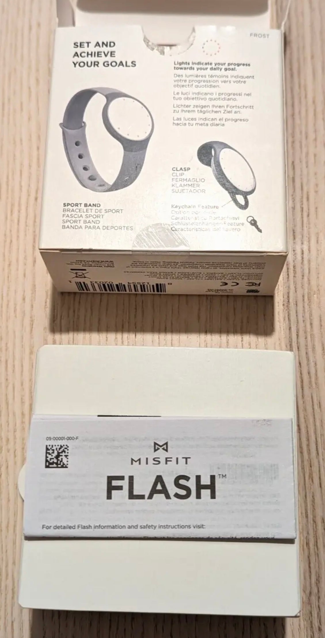 Misfit Wearables F0 Flash Fitness & Sleep Monitor, White & Gray - New Open Box