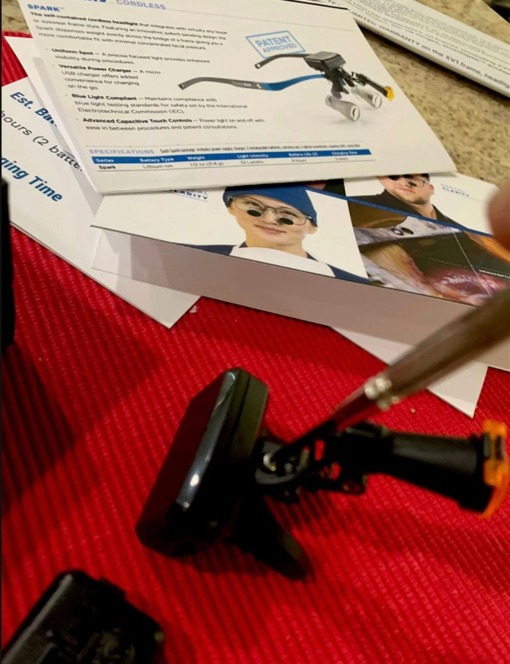 SPARK TRUCOLOR™ CORDLESS DENTAL SURGICAL HEADLIGHT SYSTEM 5Years limited Warranty